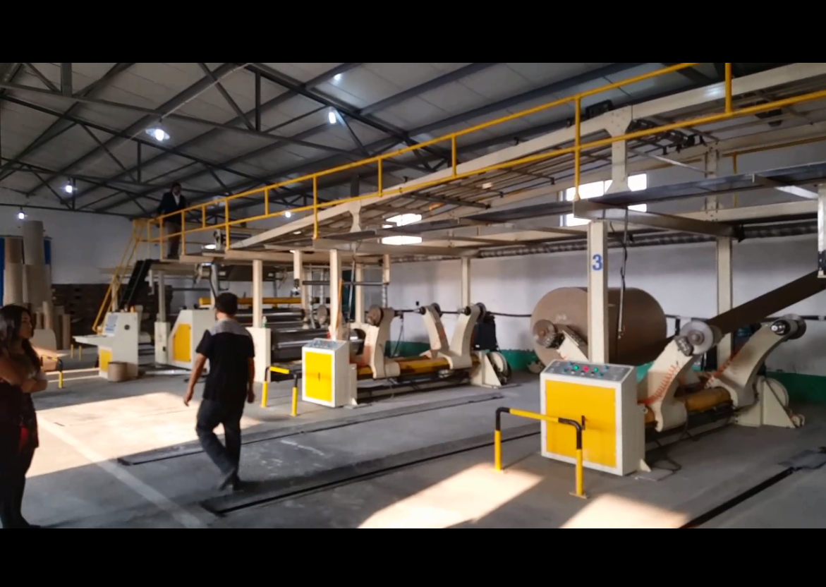 1800型中速五層紙板生產(chǎn)線